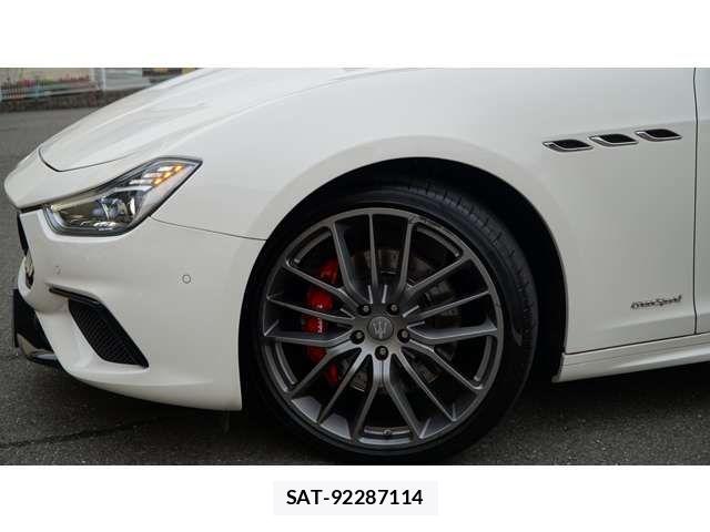 Maserati GHIBLI 2021-03 8880618-6