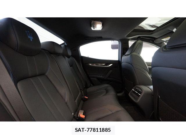 Maserati GHIBLI 2024-03 8880616-13