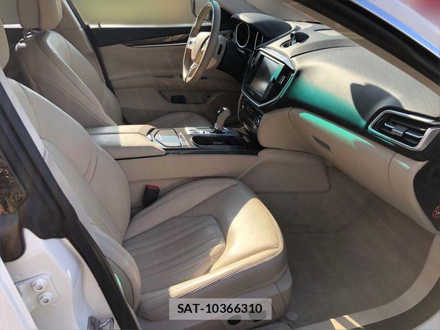 Maserati GHIBLI 2015-03 8883871-9