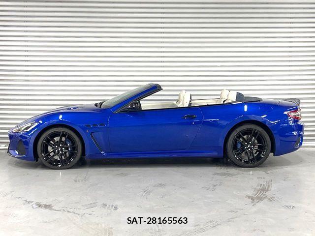 Maserati GranCabrio 2021-03 6012232-13
