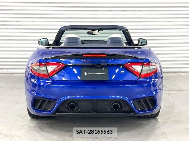 Maserati GranCabrio 2021-03 6012232-14