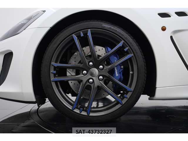 Maserati GranCabrio 2014-12 6641914-4