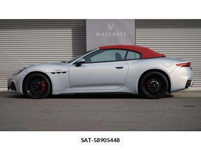 Maserati GranCabrio 2025-03 8880619-1