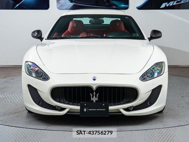 Maserati GRANTURISMO 2016-01 1007138-9