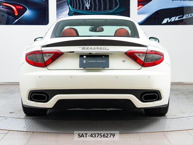 Maserati GRANTURISMO 2016-01 1007138-11