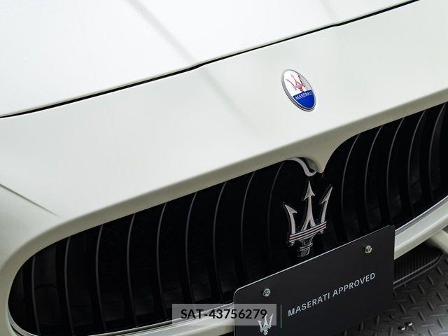 Maserati GRANTURISMO 2016-01 1007138-15