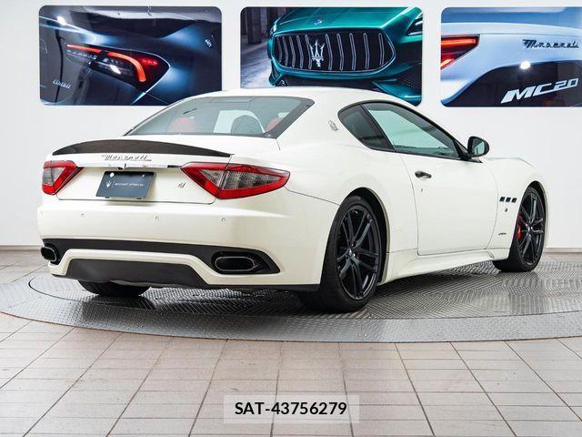 Maserati GRANTURISMO 2016-01 1007138-2