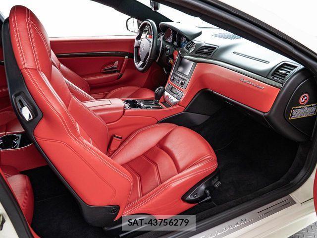 Maserati GRANTURISMO 2016-01 1007138-6