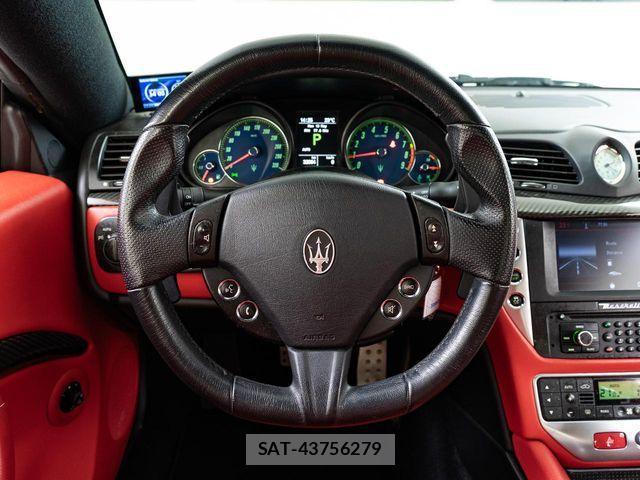 Maserati GRANTURISMO 2016-01 1007138-8