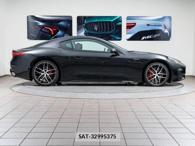 Maserati GRANTURISMO 2023-12 1182330-13