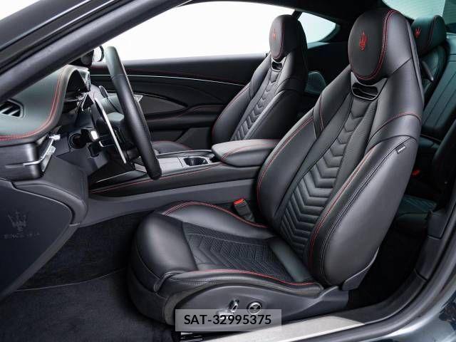Maserati GRANTURISMO 2023-12 1182330-7