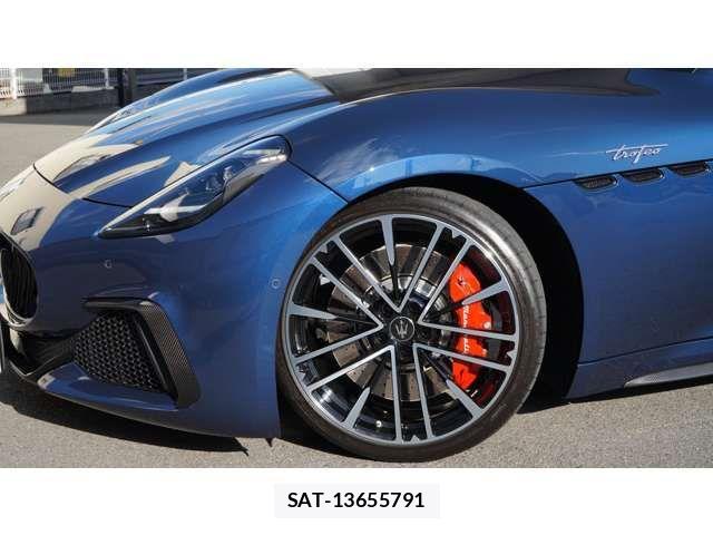 Maserati GRANTURISMO 2025-09 2249036-6