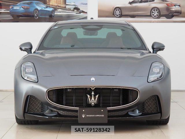 Maserati GRANTURISMO 2025-03 3378569-10