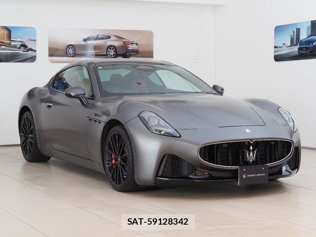 Maserati GRANTURISMO 2025-03 3378569-12