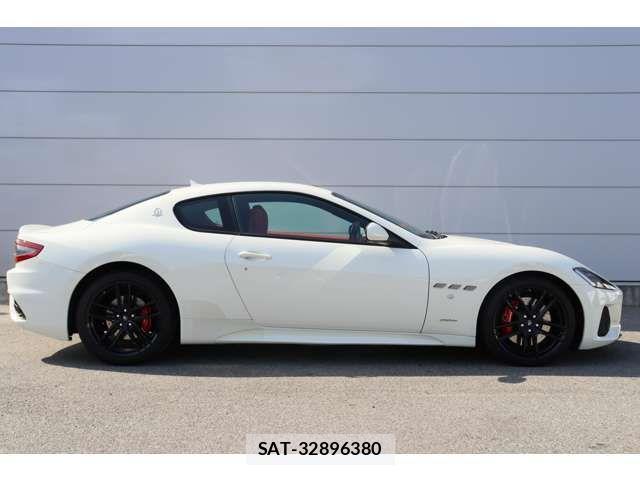 Maserati GRANTURISMO 2019-06 4639701-7