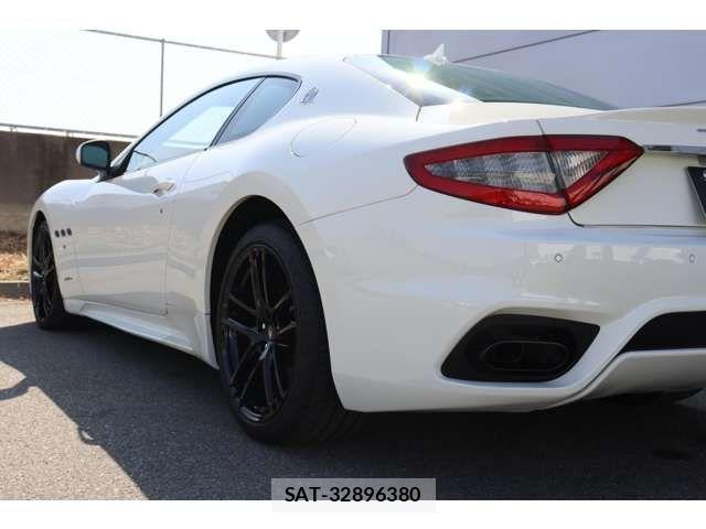 Maserati GRANTURISMO 2019-06 4639701-8