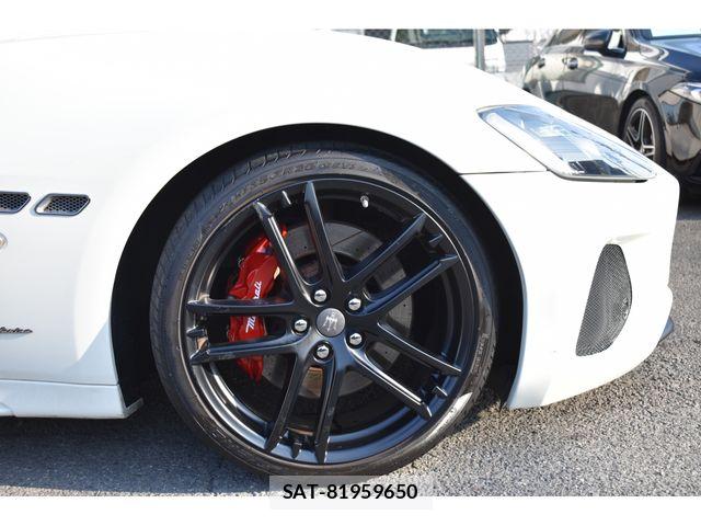 Maserati GRANTURISMO 2019-02 4965872-11