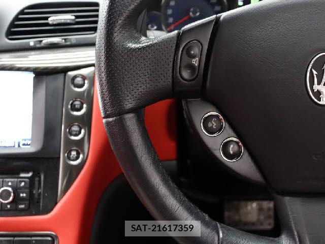 Maserati GRANTURISMO 2016-02 7221278-24