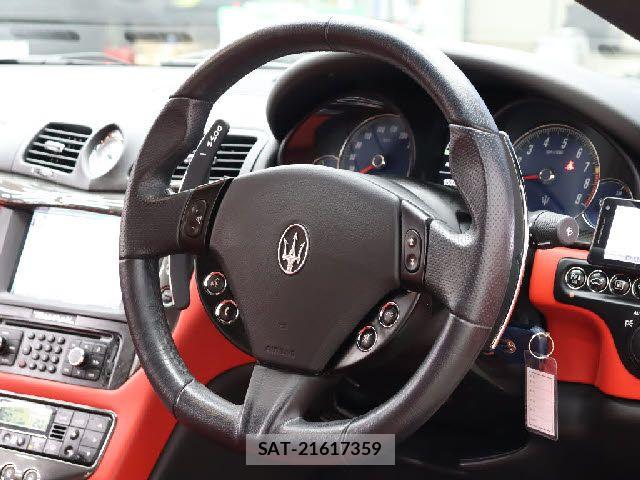 Maserati GRANTURISMO 2016-02 7221278-26