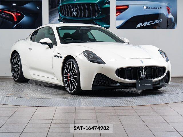 Maserati GRANTURISMO 2025-03 7272263-12