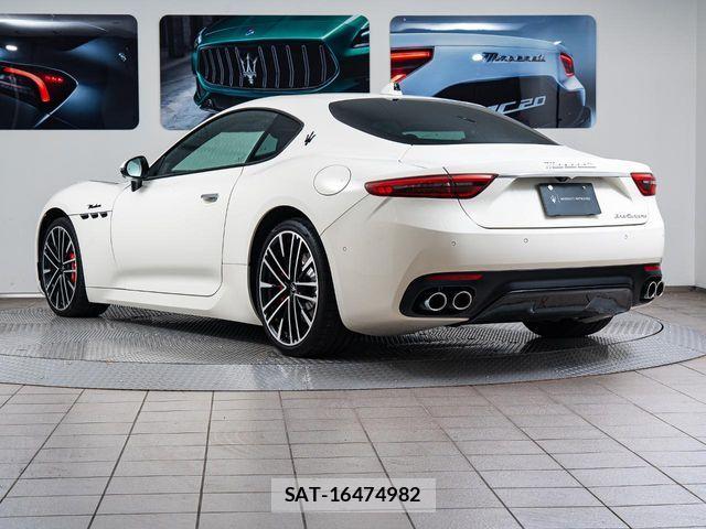 Maserati GRANTURISMO 2025-03 7272263-15