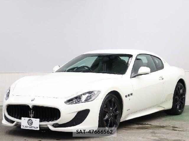 Maserati GRANTURISMO 2015-05 7877518-13