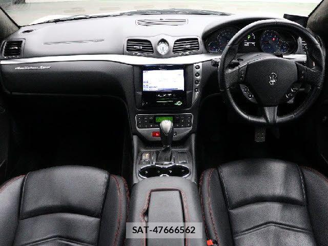 Maserati GRANTURISMO 2015-05 7877518-1
