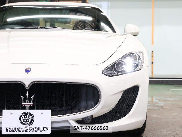Maserati GRANTURISMO 2015-05 7877518-29