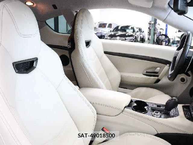 Maserati GRANTURISMO 2018-10 8100253-17