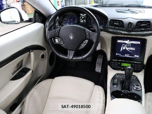Maserati GRANTURISMO 2018-10 8100253-20