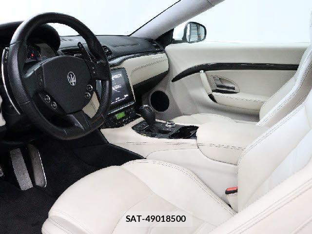 Maserati GRANTURISMO 2018-10 8100253-3