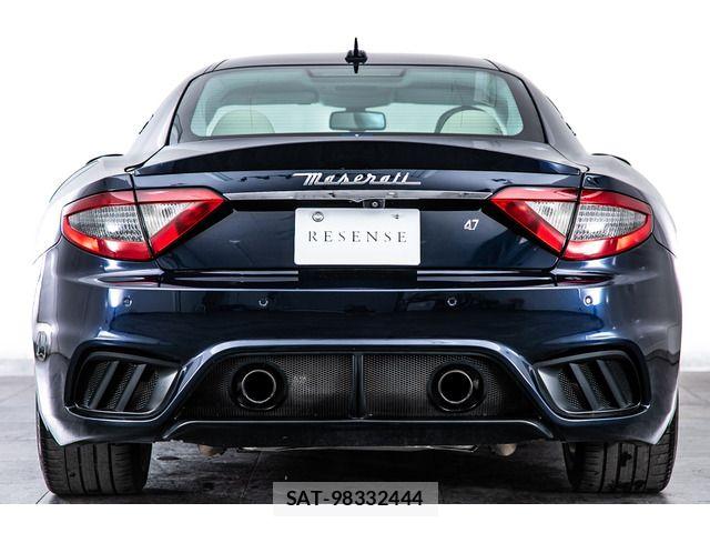 Maserati GRANTURISMO 2017-12 8245801-10