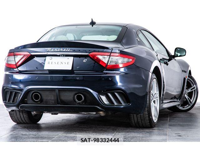 Maserati GRANTURISMO 2017-12 8245801-1