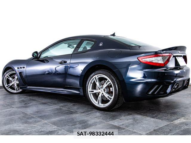 Maserati GRANTURISMO 2017-12 8245801-8