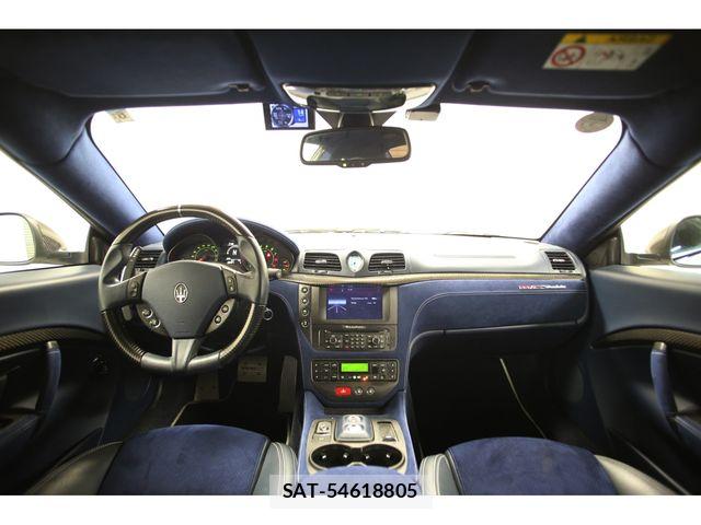 Maserati GRANTURISMO 2016-05 8245802-9
