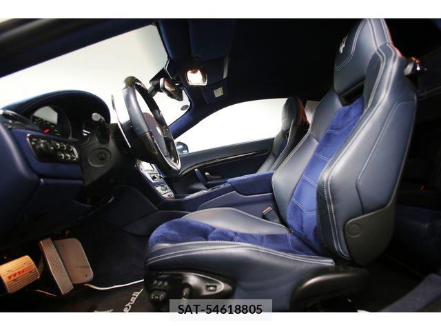 Maserati GRANTURISMO 2016-05 8245802-10