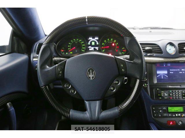 Maserati GRANTURISMO 2016-05 8245802-13