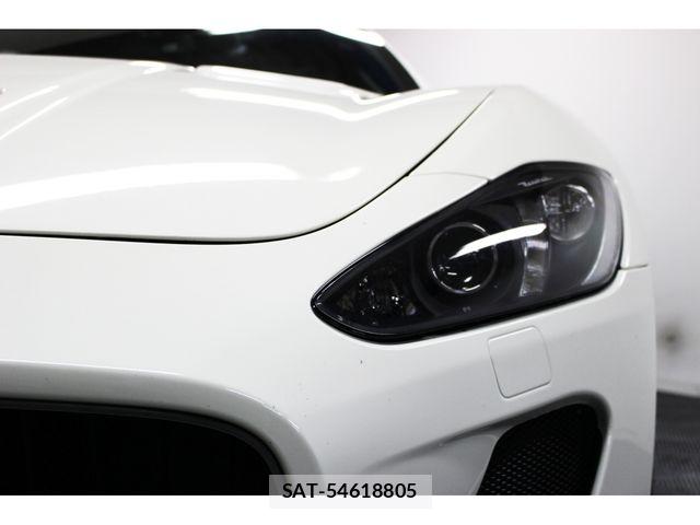 Maserati GRANTURISMO 2016-05 8245802-4