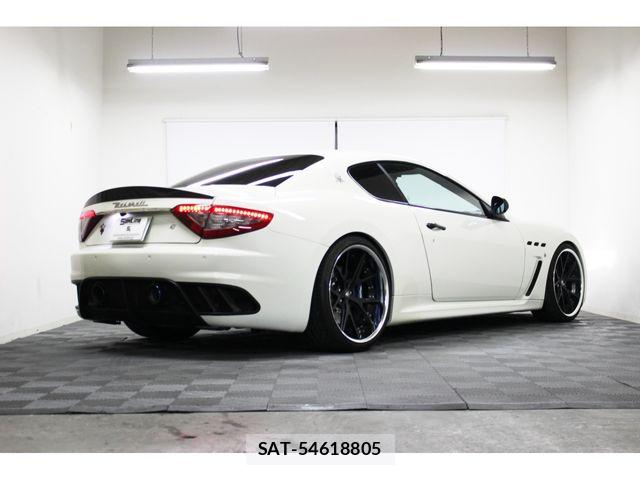 Maserati GRANTURISMO 2016-05 8245802-6