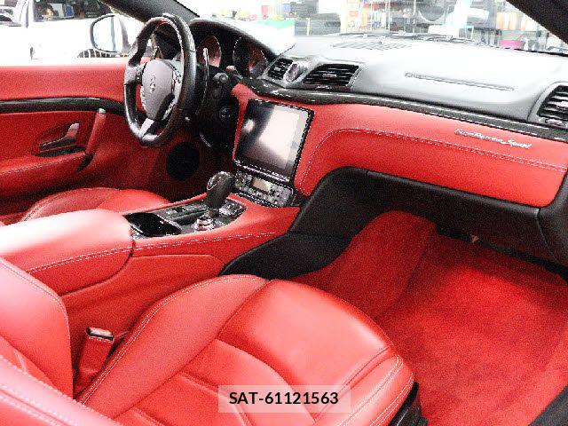 Maserati GRANTURISMO 2017-11 8743605-15