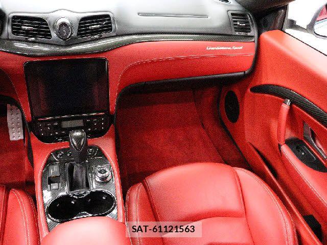Maserati GRANTURISMO 2017-11 8743605-23