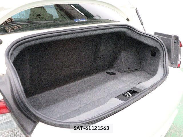 Maserati GRANTURISMO 2017-11 8743605-6