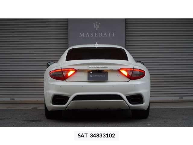 Maserati GRANTURISMO 2019-03 8880621-3