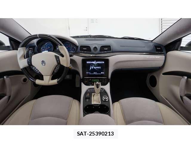 Maserati GRANTURISMO 2019-06 8880620-7