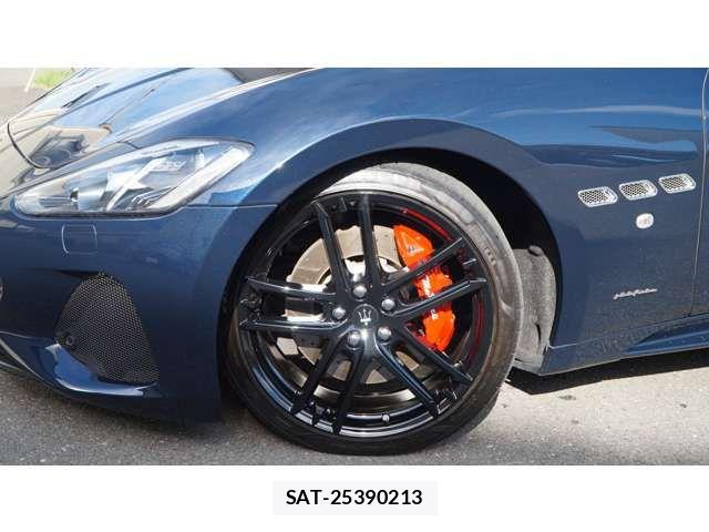 Maserati GRANTURISMO 2019-06 8880620-6