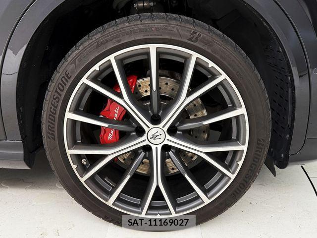 Maserati Grecale 2023-01 1102230-27