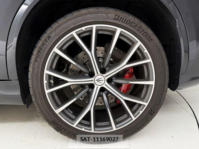 Maserati Grecale 2023-01 1102230-28