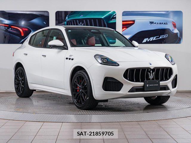 Maserati Grecale 2024-12 1182350-12
