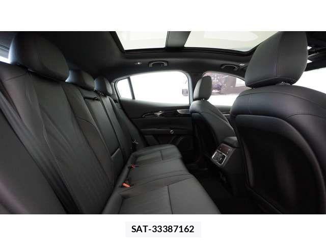 Maserati Grecale 2025-06 1182353-13