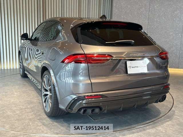 Maserati Grecale 2023-10 1586213-8